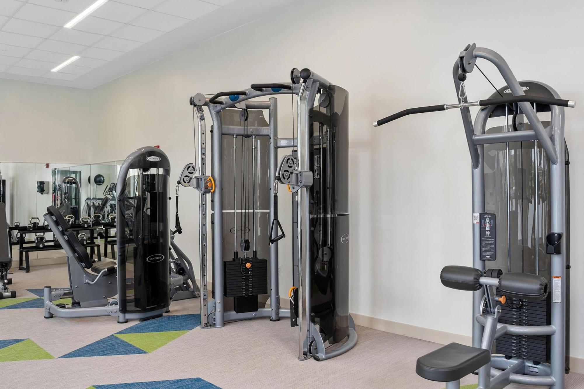 Element Hampton Peninsula Town Center Hotel Luaran gambar
