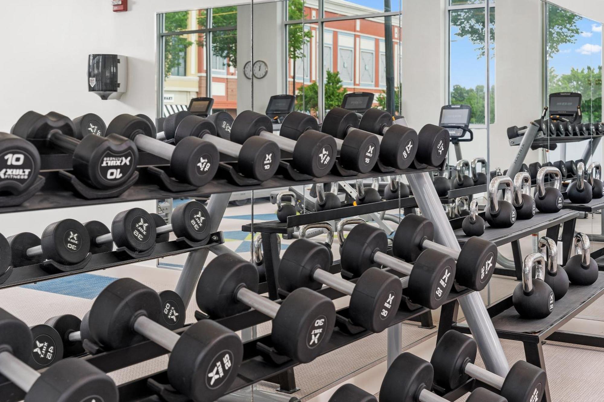 Element Hampton Peninsula Town Center Hotel Luaran gambar